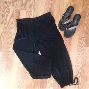 👗Chico’s Travelers Black Capris Bottom Tie Pants